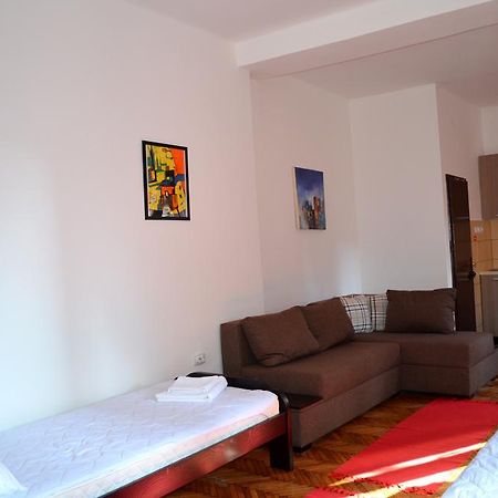 Apartmants Night Lux Ниш Номер фото