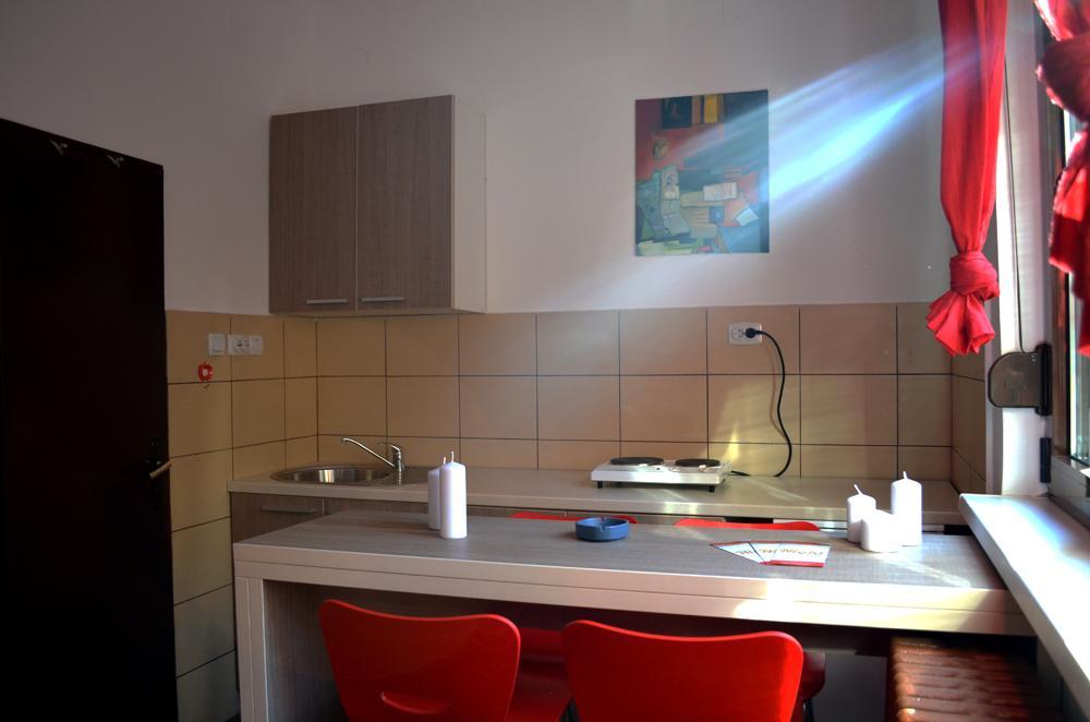 Apartmants Night Lux Ниш Номер фото
